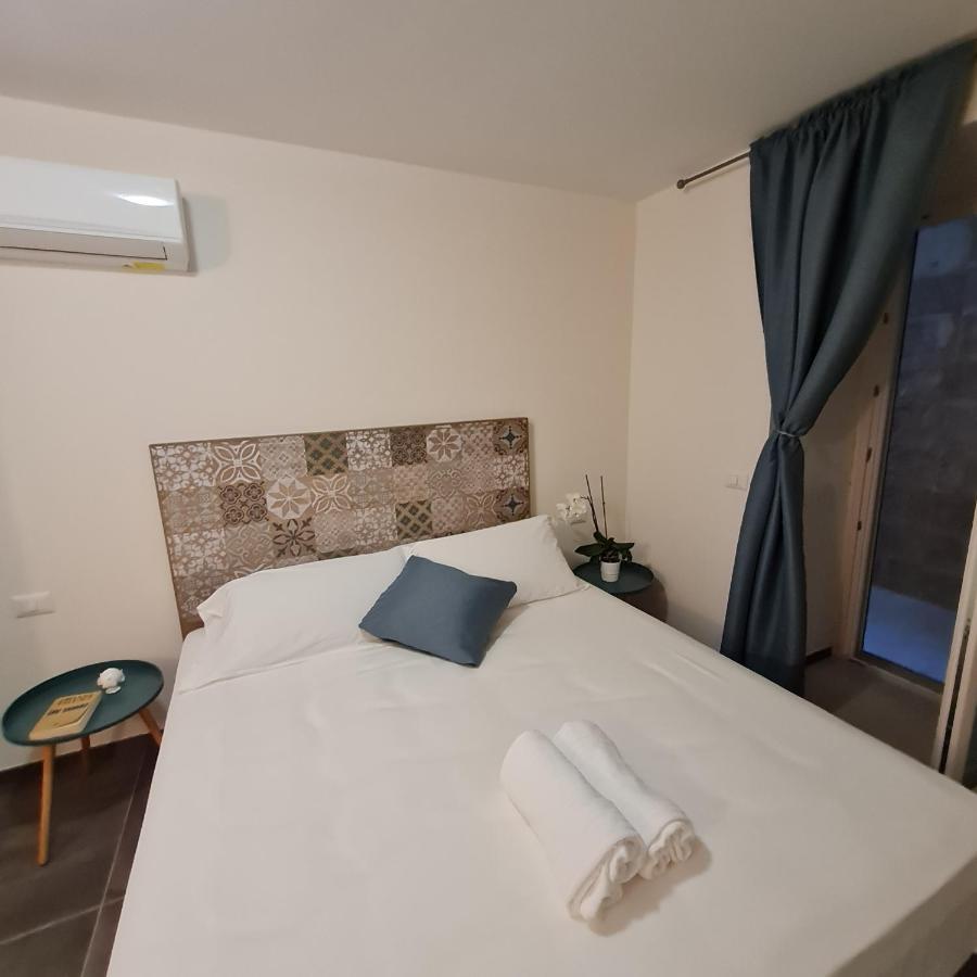 LITHOS ROOMs Matera Exterior foto