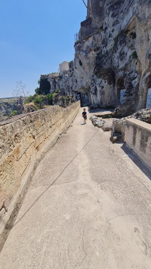 LITHOS ROOMs Matera Exterior foto